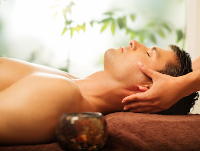 Luna Head Spa & Massage - Asian Massage