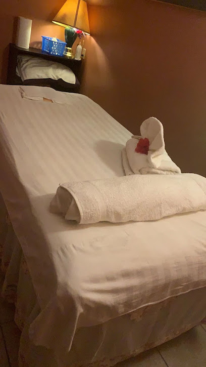 ASIAN FOOT SPA - Asian Massage