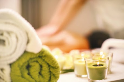 Cozy Foot Massage - Asian Massage